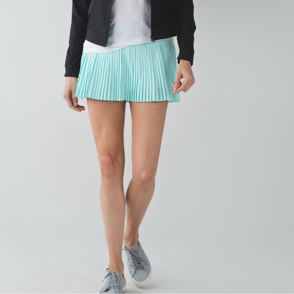 Mint Green Pleated Women's Skirt - Picture 2 of 9